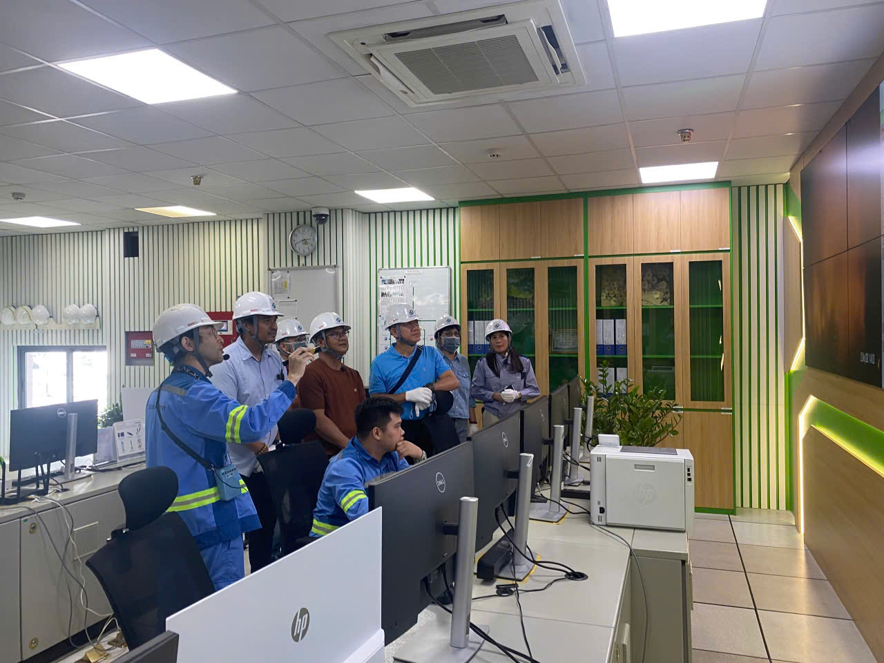 Công ty TNHH Năng lượng xanh T&J vinh dự đón tiếp đoàn đại biểu thành ...